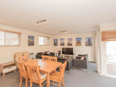 Lakeside 3 / 37 Cobbon Crescent - Hotel Gold Coast 2