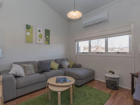 Razorback 13 / 1 Gippsland Street - Hotel Gold Coast 1