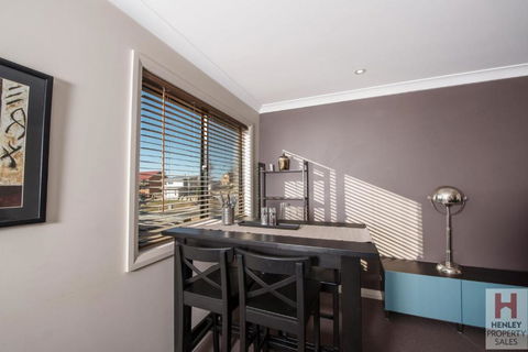 Maison Noir 2 Well Appointed Modern Accommodation With Mountain Views - Hotel Gold Coast 4