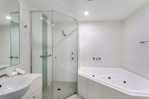Pacific Blue Apartment 244 / 265 Sandy Point Rd - Hotel Gold Coast 2
