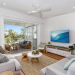 KINGY BEACH HOUSE At 162 - Hotel Gold Coast 0