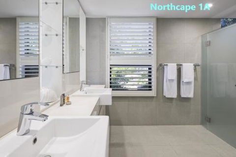 NEW Northcape 1 Ocean Front 2 Bedroom Choose Between 2 Properties - Hotel Gold Coast 0