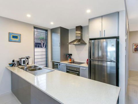 SEA RENITY On KAMALA - Hotel Gold Coast 6