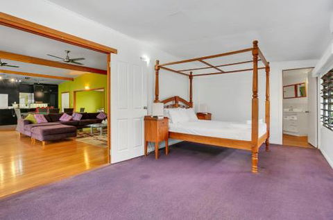 SANTORINIatPALM COVE - Hotel Gold Coast 4