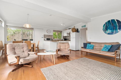 BADENOCH - Hotel Gold Coast 4