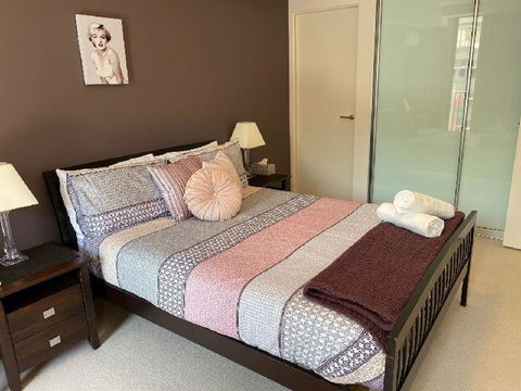 ARENA RESORT STYLE EXEC FREE NETFLIX WIFI WINE - Hotel Gold Coast 4