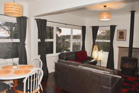 NEW Winston Cottage Leura Views & Location - Hotel Gold Coast 1