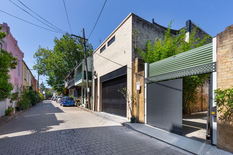 Ultimo 1 Bed. Furnished House W Parking - Hotel Gold Coast 1
