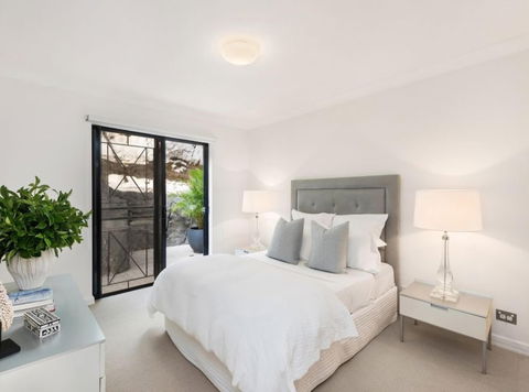 BELLEVUE GARDEN OASIS-hosted By L'Abode - Hotel Gold Coast 1