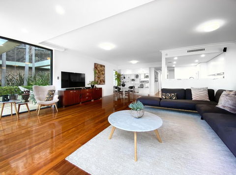 BELLEVUE GARDEN OASIS-hosted By L'Abode - Hotel Gold Coast 5