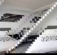 STAYCO Serviced Apartments Mascot - Hotel Gold Coast