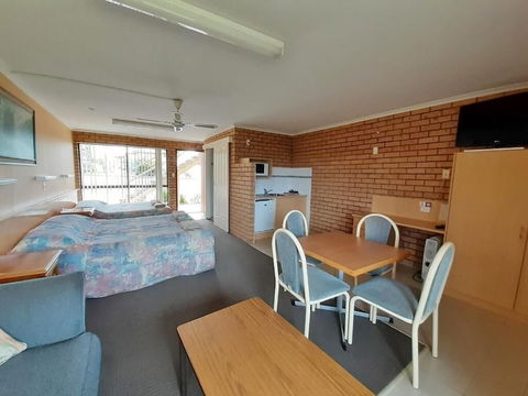 Bayview Motor Inn - Hotel Gold Coast 4