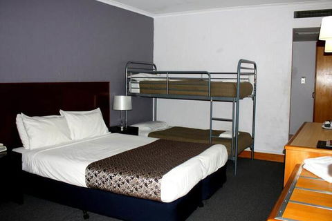The Capital Airport Motel - Hotel Gold Coast 4