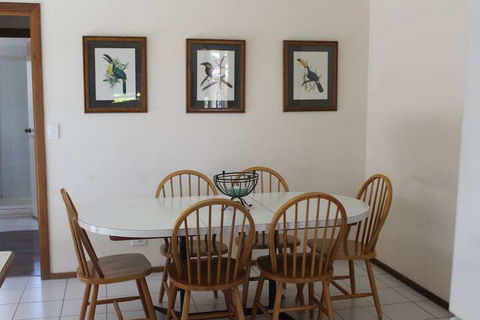Australian Home Away At Doncaster Andersons Creek 2 - Hotel Gold Coast 2