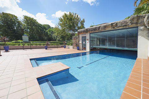 Waldorf Randwick Serviced Apartments - Hotel Gold Coast 2
