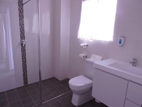 Acacia Snowy Motel - Hotel Gold Coast 4