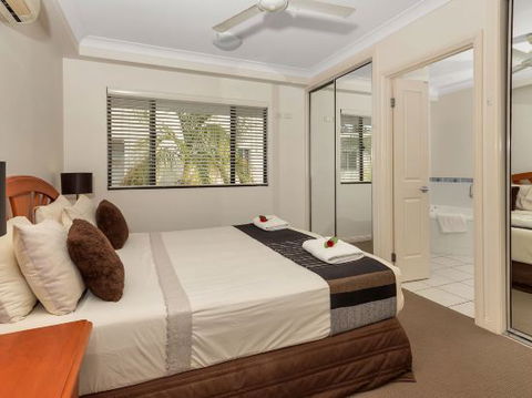 Oceansprey On The Beach - Hotel Gold Coast 4