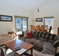 Snowbound 1 - Hotel Gold Coast