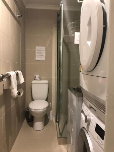 Kirwan 22 - Hotel Gold Coast 3