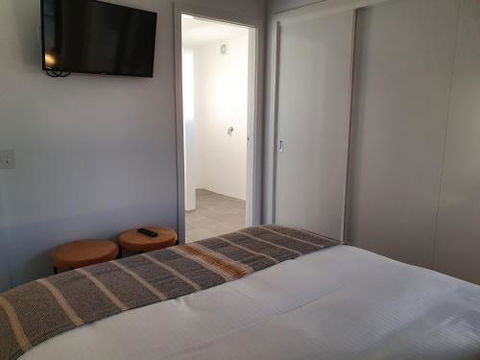 Braeside 1 Bedroom. East Jindabyne - Hotel Gold Coast 1