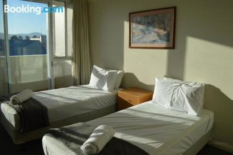 16 Lakeview Plaza - Hotel Gold Coast 5
