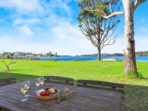 Noddys Riverside - Hotel Gold Coast 5