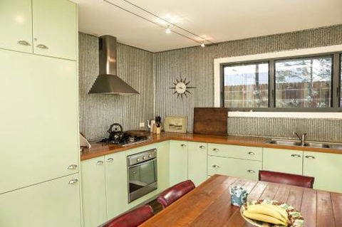 The Watershed At Culburra Beach - Hotel Gold Coast 4
