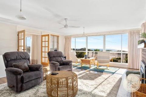 TASSIE SEASIDE SERENITY LAbode Accommodation - Hotel Gold Coast 0