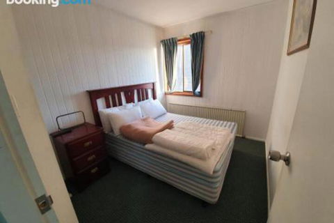 1 Lakeview Plaza - Hotel Gold Coast 6
