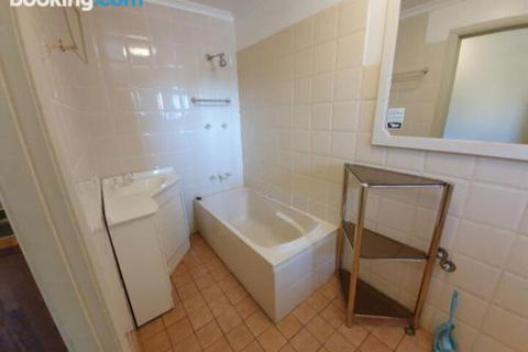 6 Lakeview Plaza - Hotel Gold Coast 6