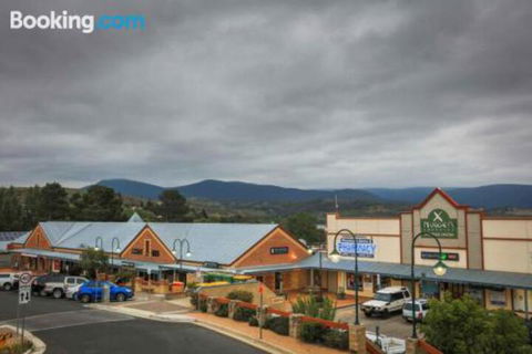 6 Lakeview Plaza - Hotel Gold Coast 2