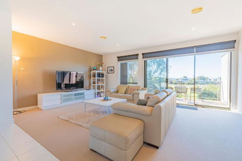 Stylish 3 Bedroom Condo - Hotel Gold Coast 2