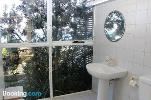 BARANBALEE WEEKLY ONLY - Hotel Gold Coast 0