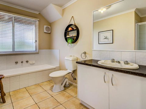Art House - Hotel Gold Coast 1