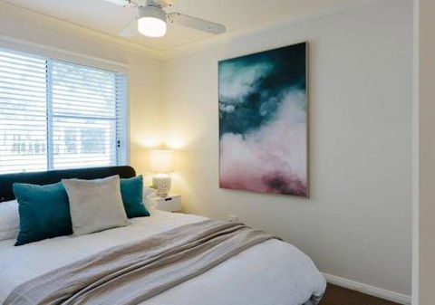 Seagrass House Modern North Avoca Oasis - Hotel Gold Coast 3