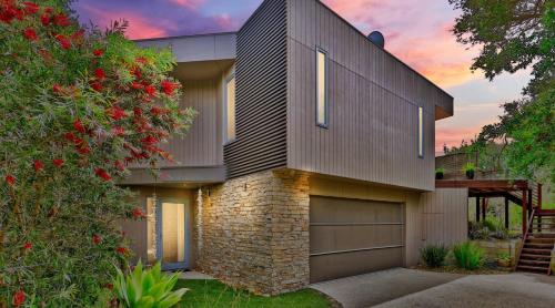 Inverloch VIC Hotel Gold Coast