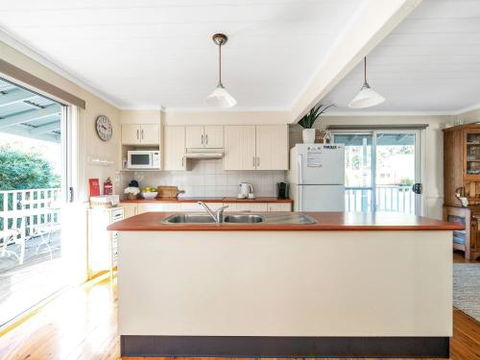 Mermaid Cottage At Hyams Beach 4pm Check Out Sundays - Hotel Gold Coast 4