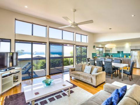 The Lookout At Hyams Beach 4pm Check Out Sundays - Hotel Gold Coast 6