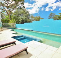 Beachdaze at Hyams 4pm Check Out Sundays - Hotel Gold Coast