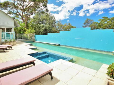 Beachdaze At Hyams 4pm Check Out Sundays - Hotel Gold Coast 0