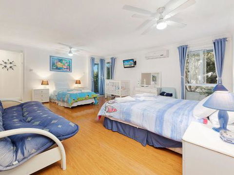 NANNY & POPPYS BEACH HOUSE Gerroa 4pm Check Out Sundays - Hotel Gold Coast 6