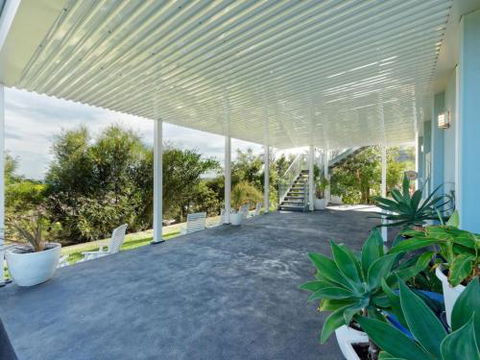 NANNY & POPPYS BEACH HOUSE Gerroa 4pm Check Out Sundays - Hotel Gold Coast 1