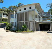 Shorelines at Hyams 4pm Check Out Sundays - Hotel Gold Coast