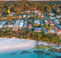 Sandals at the Bay Downstairs 4pm Check Out Sundays - Hotel Gold Coast