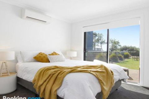 Beach Perfect - Hotel Gold Coast 4