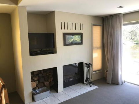 Snowonder Crackenback 36 - Hotel Gold Coast 3
