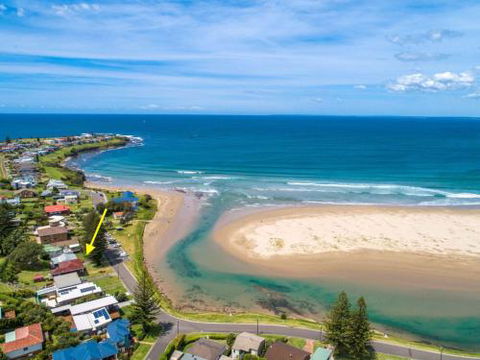SEAWAYS Gerroa 4pm Check Out On Sunday - Hotel Gold Coast 0