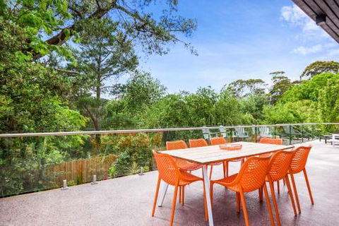 Villa Locarno - Hotel Gold Coast 3