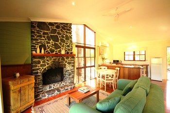 Galnyamba.Friday Creek Retreat - Hotel Gold Coast 1