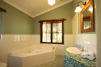 Galnyamba.Friday Creek Retreat - Hotel Gold Coast 5
